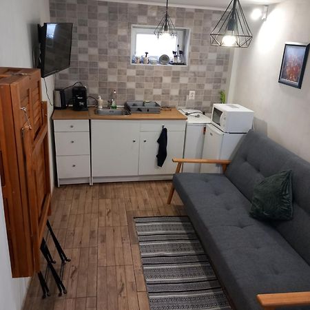 Ferienwohnung Charming Studio In The City Center Plowdiw Exterior foto