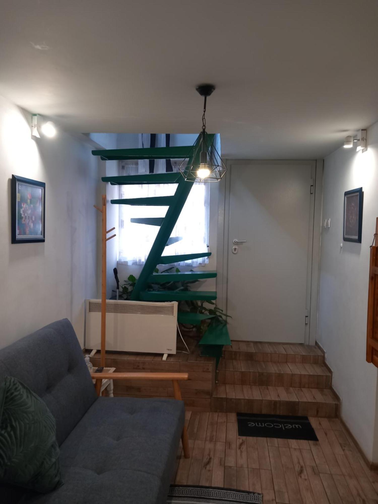 Ferienwohnung Charming Studio In The City Center Plowdiw Exterior foto