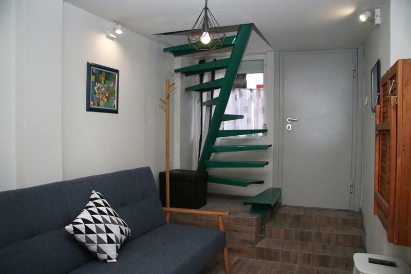 Ferienwohnung Charming Studio In The City Center Plowdiw Exterior foto